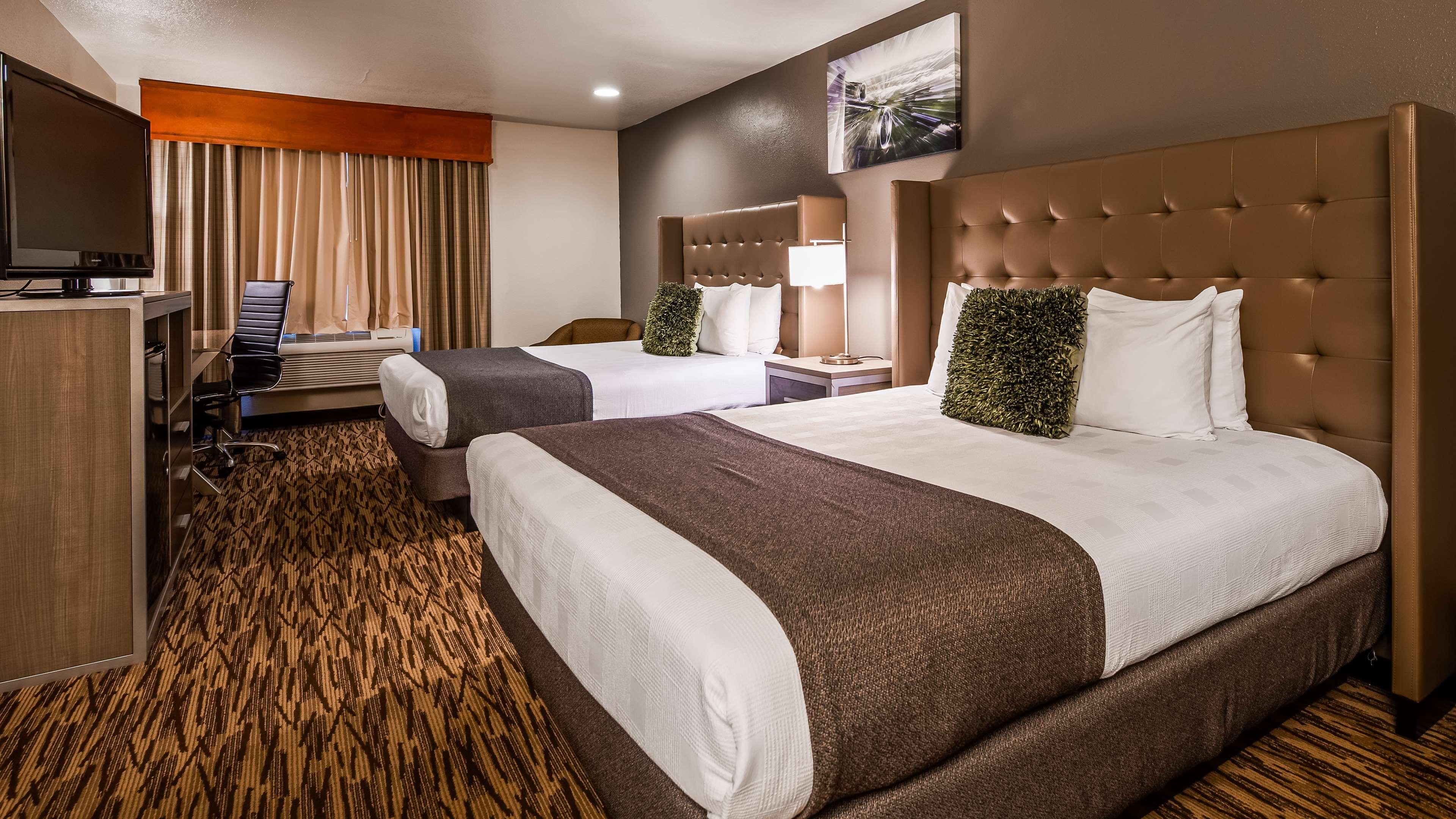 Best Western PLUS Peppertree Airport Inn Airway Heights Exterior foto