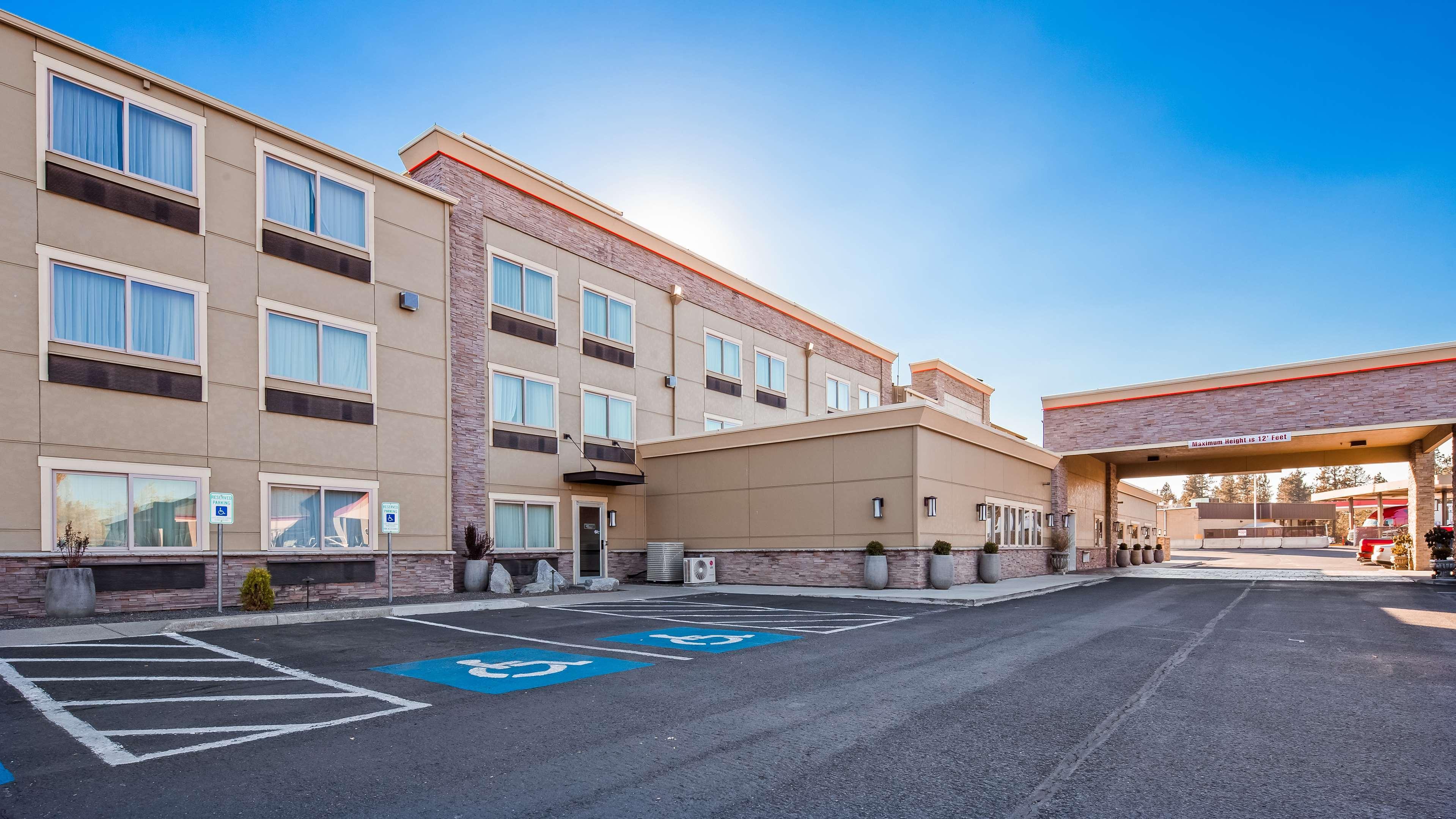 Best Western PLUS Peppertree Airport Inn Airway Heights Exterior foto