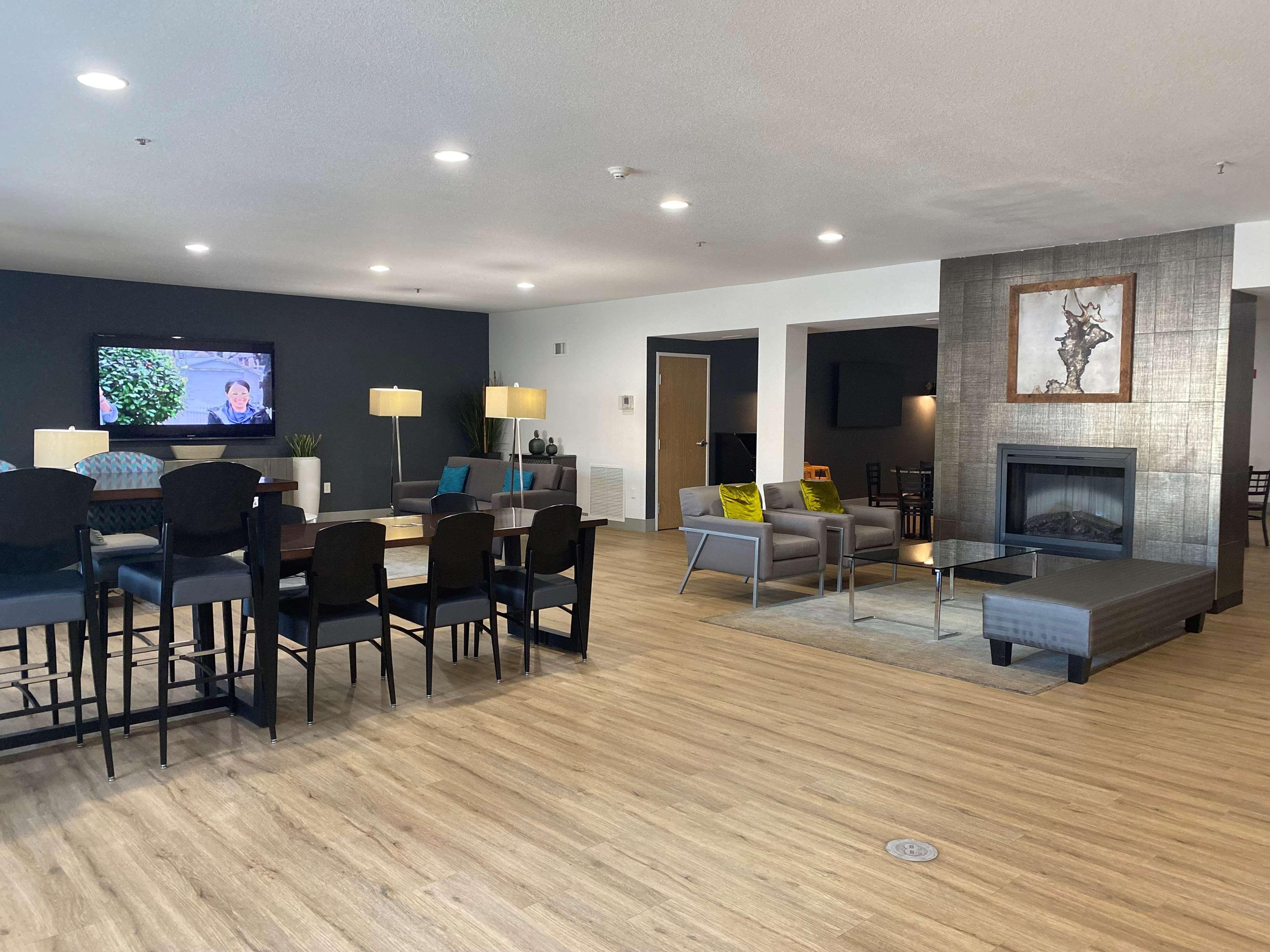 Best Western PLUS Peppertree Airport Inn Airway Heights Exterior foto