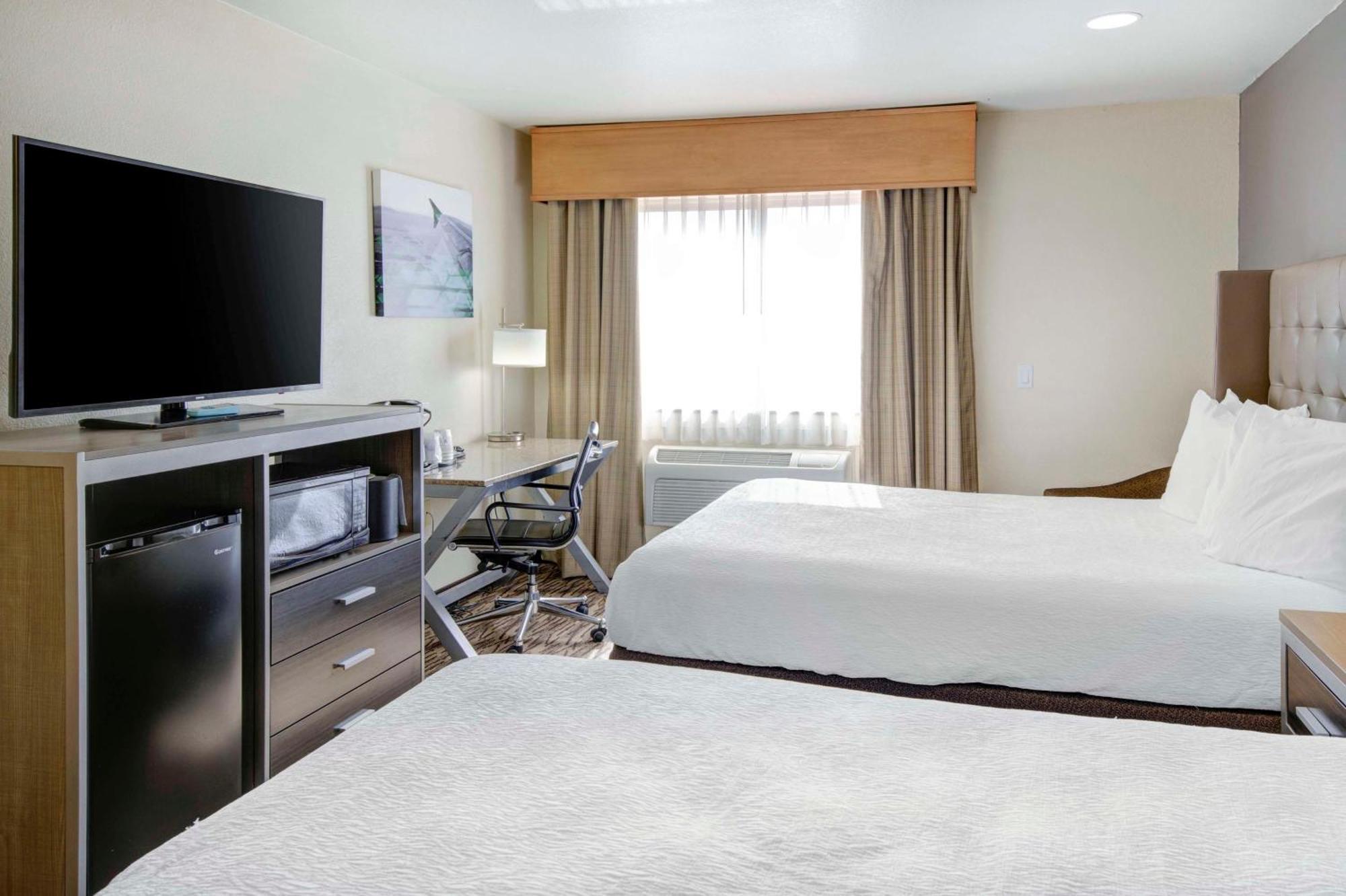 Best Western PLUS Peppertree Airport Inn Airway Heights Exterior foto