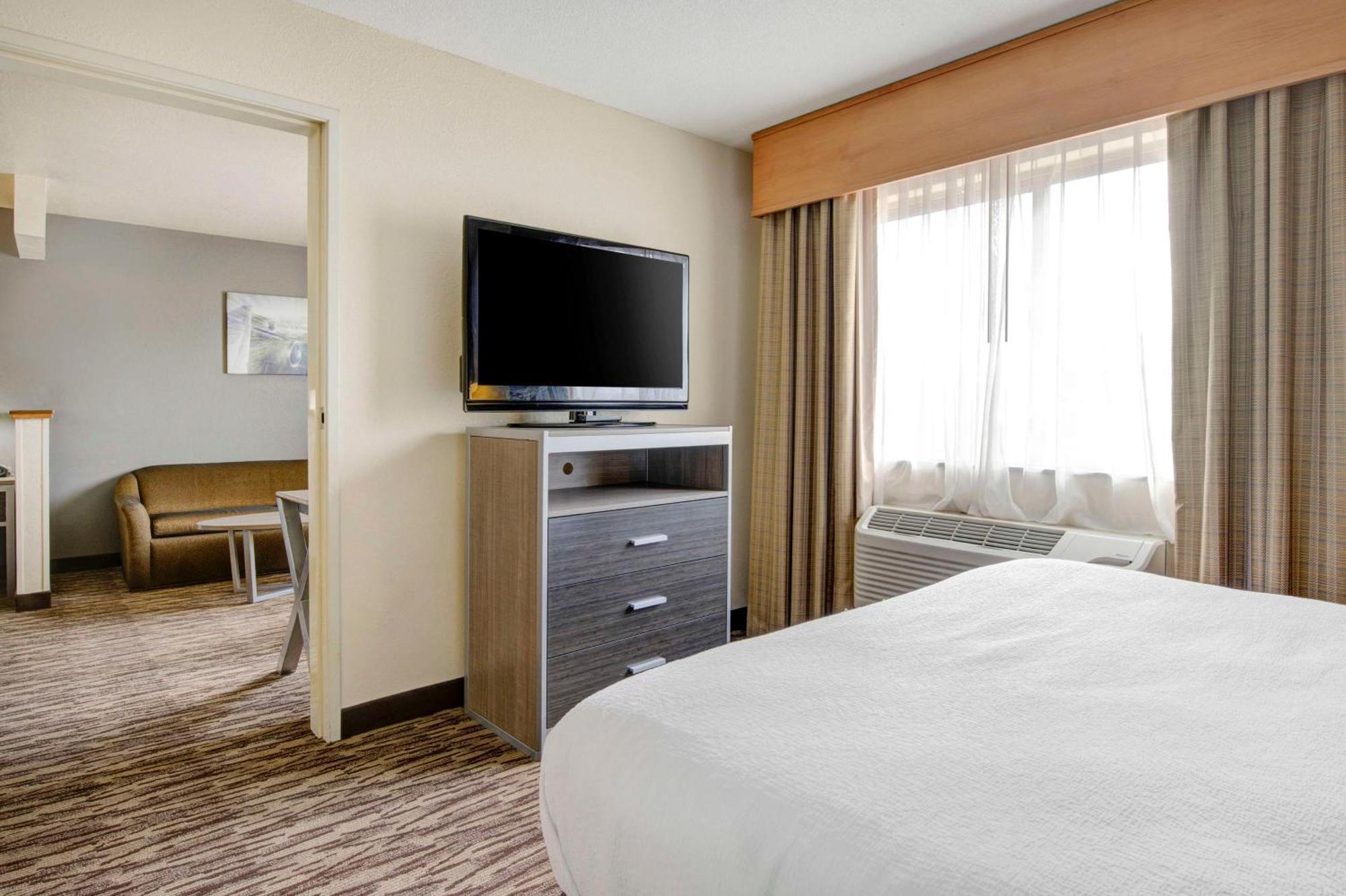 Best Western PLUS Peppertree Airport Inn Airway Heights Exterior foto