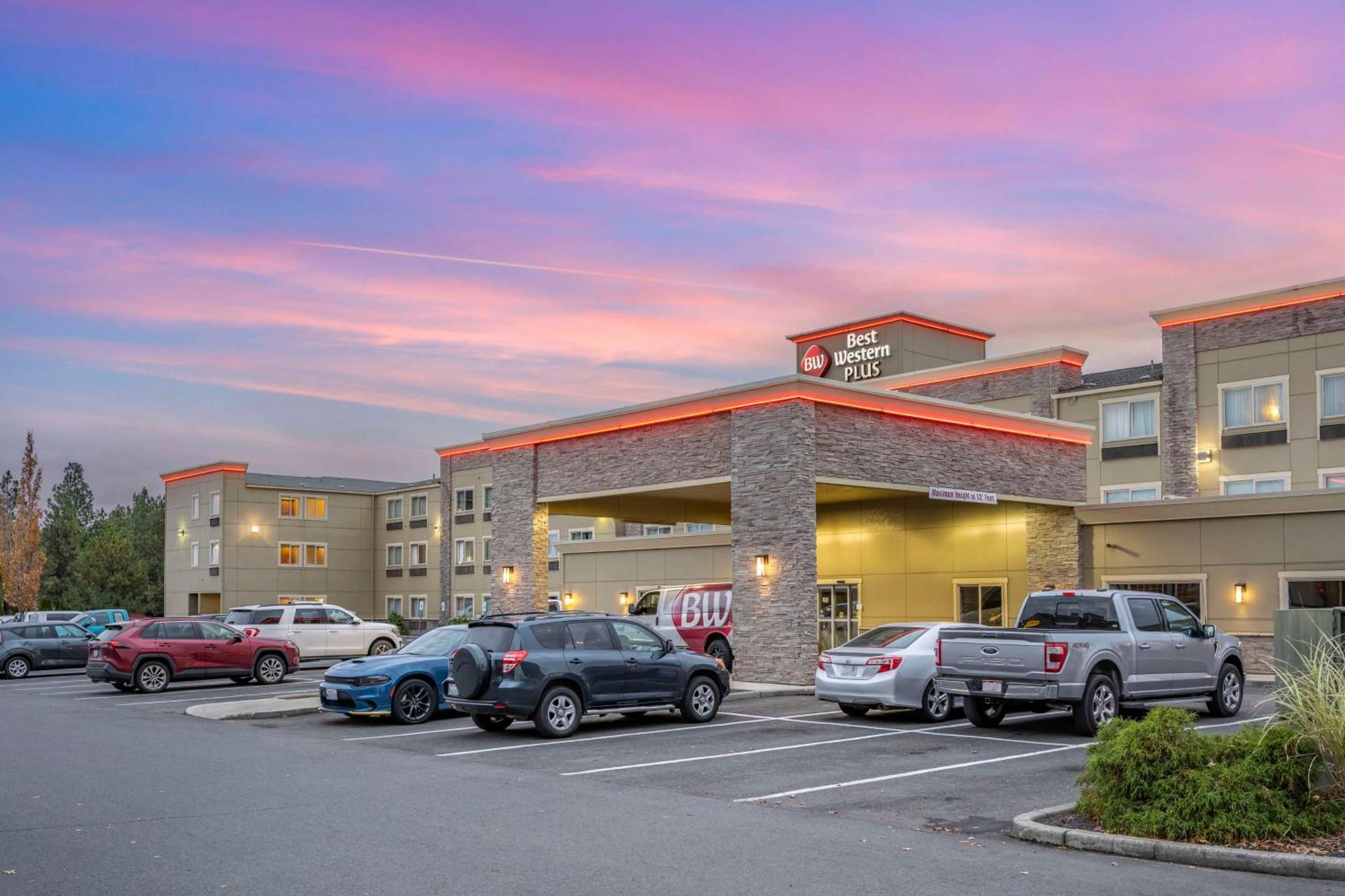 Best Western PLUS Peppertree Airport Inn Airway Heights Exterior foto